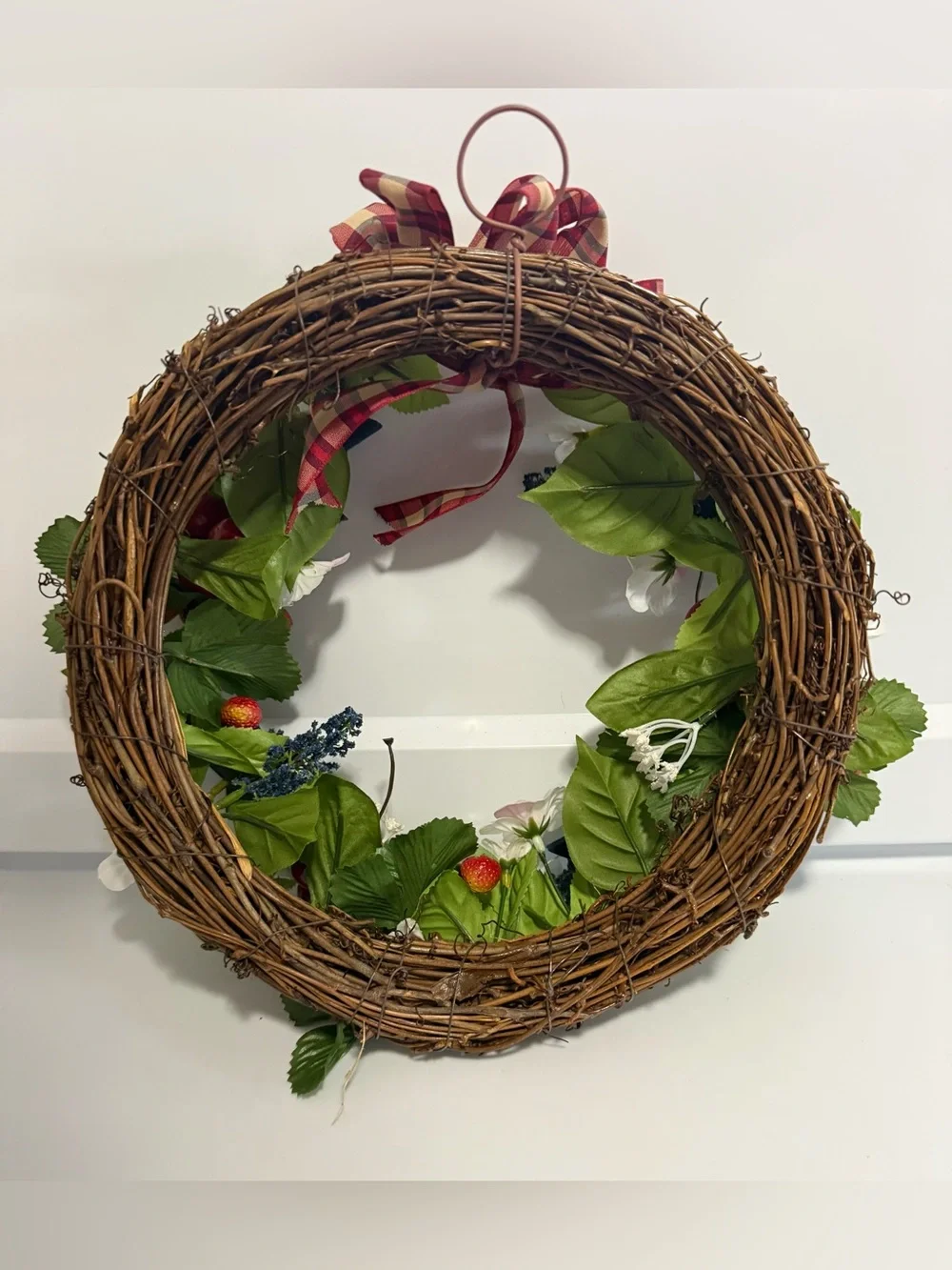 Avon Vintage Gift Collection Americana Patriotic Wreath 2002